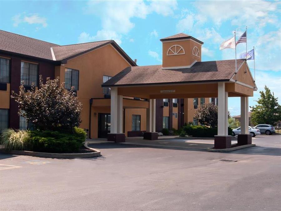 Countryside Inn And Suites Mount Orab Exterior photo